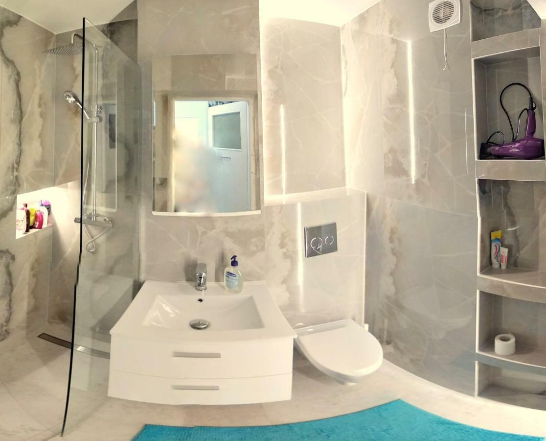 Studio Zelazna Rooms Near Old Town Varşovia Exterior foto